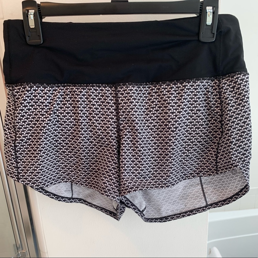 Lululemon Tracker Low-Rise Lined Short
